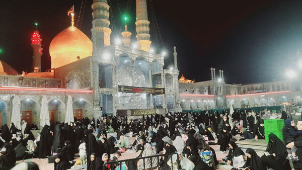 مراسم احیاء سومین شب قدر در حرم حضرت معصومه(س)