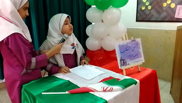  قاب‌های خبری از مراسم زنگ انقلاب در دبستان بوستان شهرستان بن