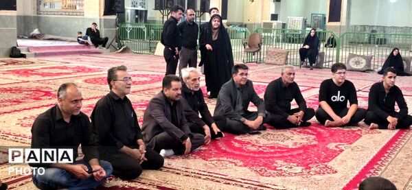احلی من العسل؛ تجلی عشق نوجوانان به امام  حسین(ع)