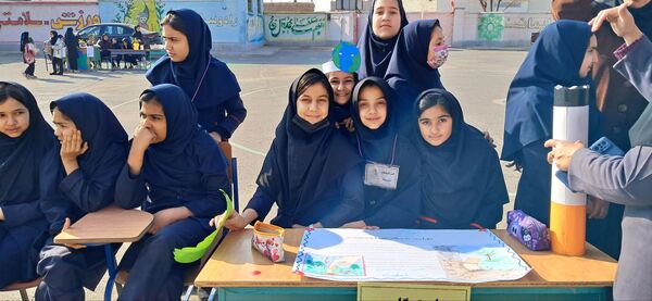 ایستگاه سبز طبیعت در مدرسه شهید رزمی خلیل آباد