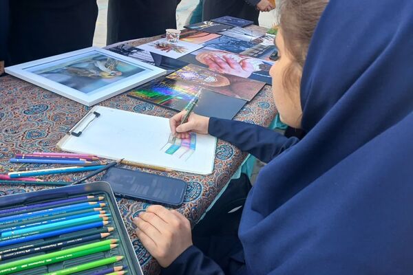 نواختن زنگ کتاب و کتابخوانی در دبیرستان فرهنگ اهواز