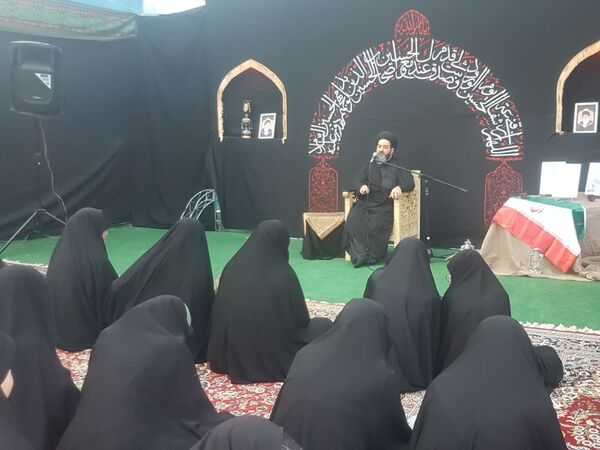 مراسم عزاداری سیدالشهدا دردبیرستان دخترانه امام حسین (ع)