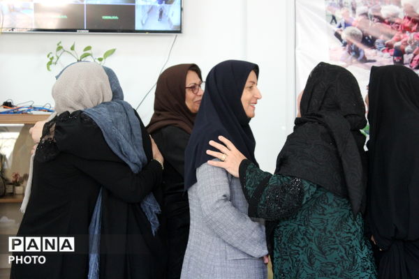 آیین «خاطره‌سازان» در دبیرستان نسیبه با حضور مدیر آموزش و پرورش سملقان