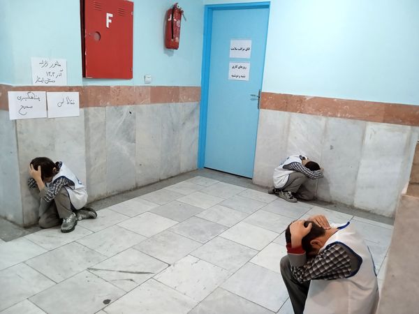 اجرای بیست و ششمین مانور سراسری زلزله در مدارس منطقه پردیس