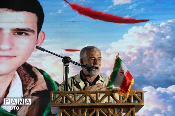 یادمان شهدای غرب خون در یزد؛ تجدید عهد با آرمان‌های شهدا