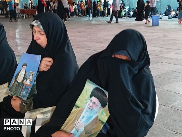 حسینیه امیرچخماق؛ قاب همبستگی مردم یزد در خون‌خواهی رهبر شهید
