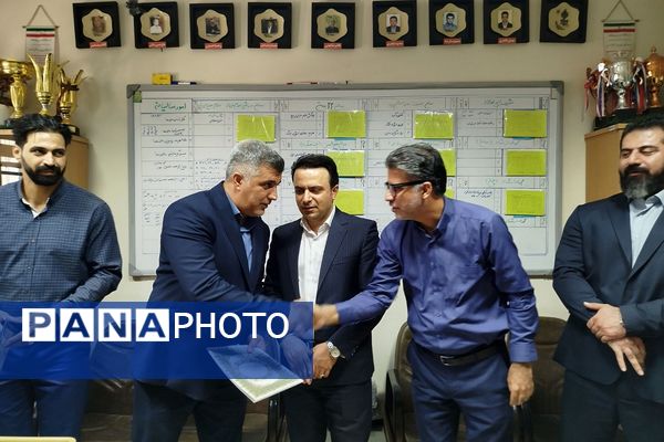  برگزاری مراسم تودیع و معارفه کارشناس مسئول تربیت بدنی ناحیه دو شهرری