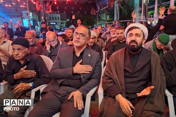 شور و شعور حسینی در شب‌های محرمِ حسن‌آباد فشافویه