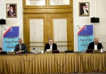 عراقچی: وزارت خارجه از هیچ کوششی برای تقویت تعامل با رسانه‌ها دریغ نخواهد کرد