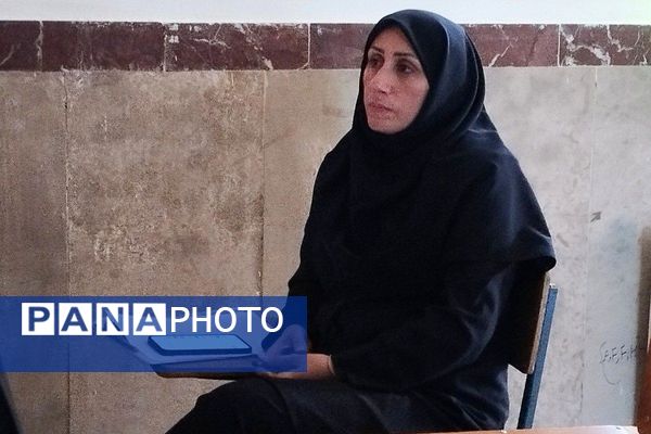 برگزاری مینی دوره هوش مصنوعی در دبیرستان حکمت بهارستان‌دو