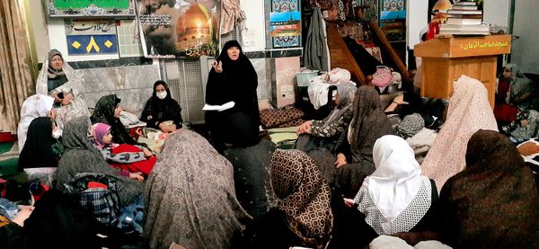 مراسم اعتکاف مادر دختری در مسجد صاحب الزمان آشخانه