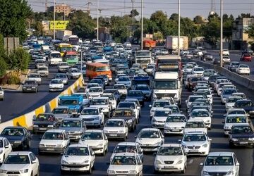 ترافیک سنگین در معابر پرتردد تهران