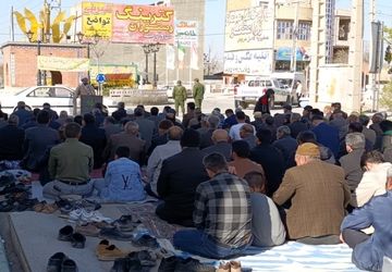 نماز عید سعید فطر در شهر تیتکانلو 