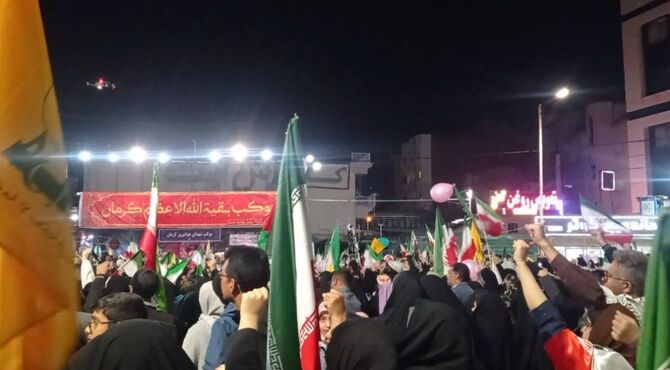 اجتماع دختران جان فدای ایران در کرمان