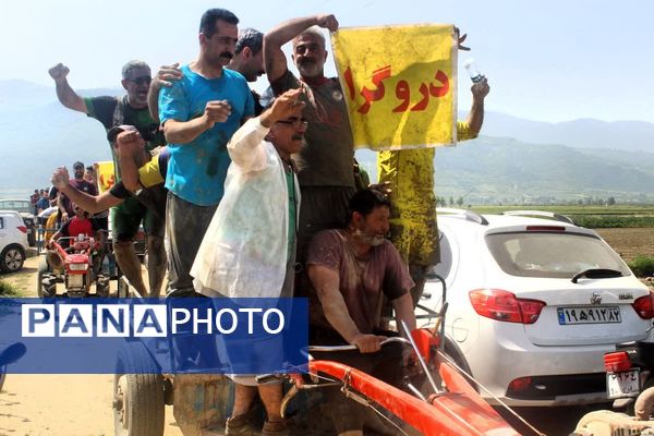 جشنواره فرهنگی و ورزشی بازی‌های شالیزاری در گلوگاه 