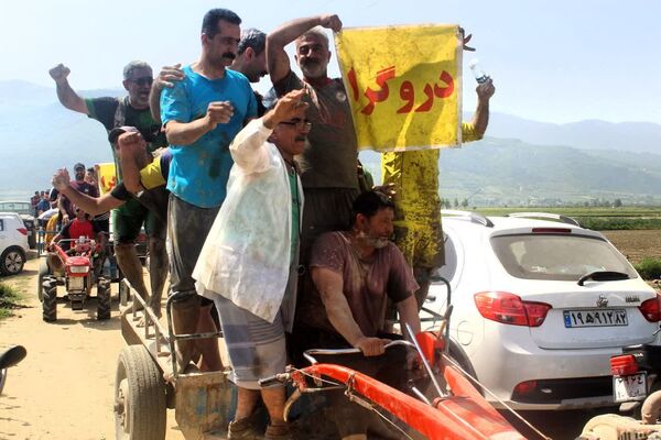 جشنواره فرهنگی و ورزشی بازی‌های شالیزاری در گلوگاه 
