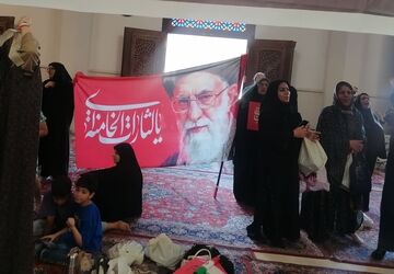 پرچم خونخواهی و یالثارات خامنه‌ای در شاهچراغ