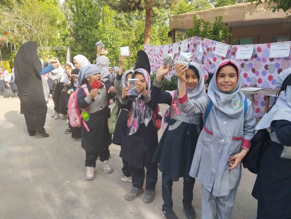 اردوی تفریحی دانش آموزان دبستان شاهد حاج تقی آقا بزرگ در اردوگاه جوادالائمه مشهد