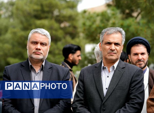 غرش خشم انقلابی دانشجویان دانشگاه آزاد مشهد علیه صهیونیسم و فریاد همبستگی با غزه