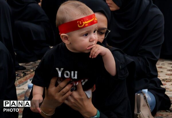 آیین معنوی شیرخوارگان حسینی در سالن اجتماعات زیارتگاه شهید مدرس 