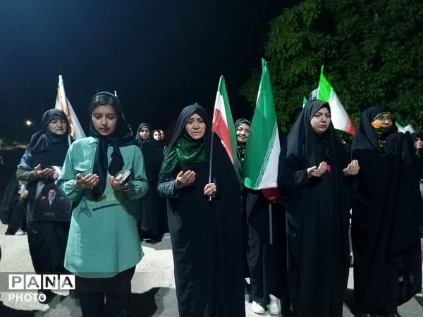 شکوه بصیرت  مردم ولایت مدار شهر بار برای دفاع از وطن 
