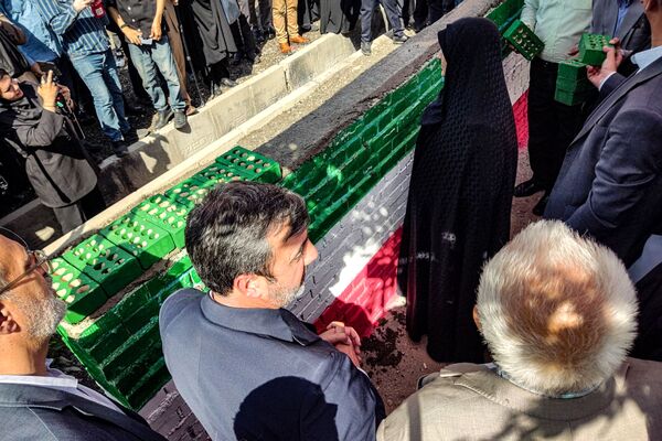 آئین خشت گذاری کاشانه‌های علم و خرد در باقرشهر