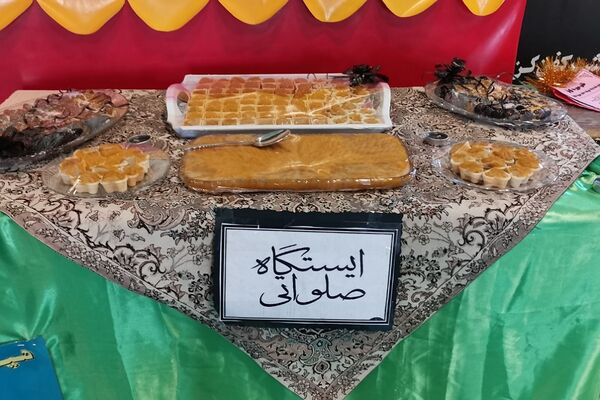 مراسم عزاداری و توزیع نذری به‌مناسبت شهادت حضرت فاطمه زهرا (س) در مدارس شهرستان ورامین
