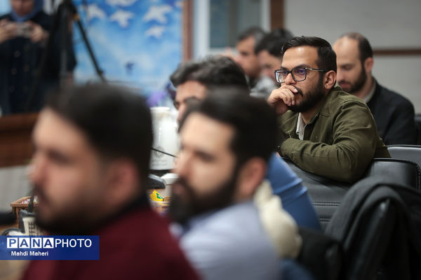 چهارمین نشست تخصصی هنر و اندیشه امیدا