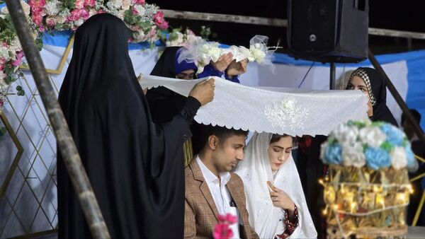 دوازدهمین جشن ازدواج آسان ۲۰ زوج جوان در رودبار کرمان