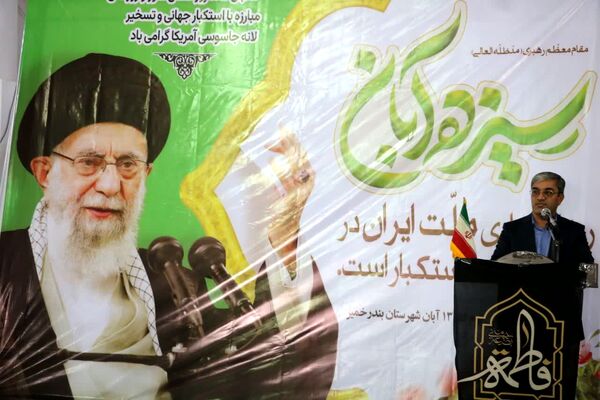 دانش‌آموزان بندرخمیر پیشگام در تجدید میثاق با آرمان‌های استکبارستیزی