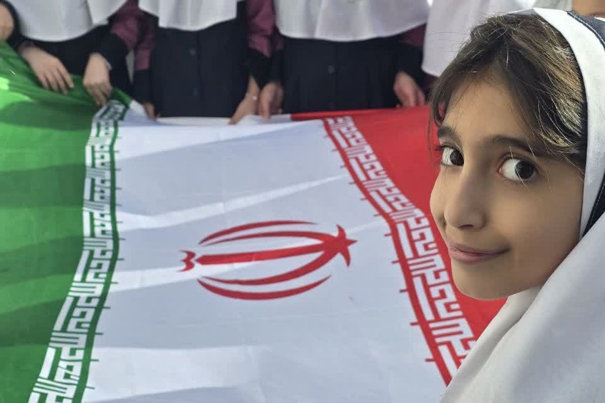طنین زنگ انقلاب در مدارس شهرستان شهریار 