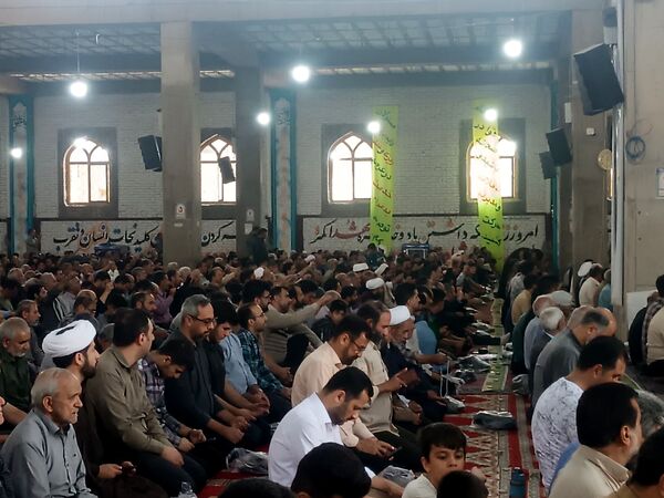 نماز جمعه با حضور پرشور مردم ولایتمدار نیشابور 