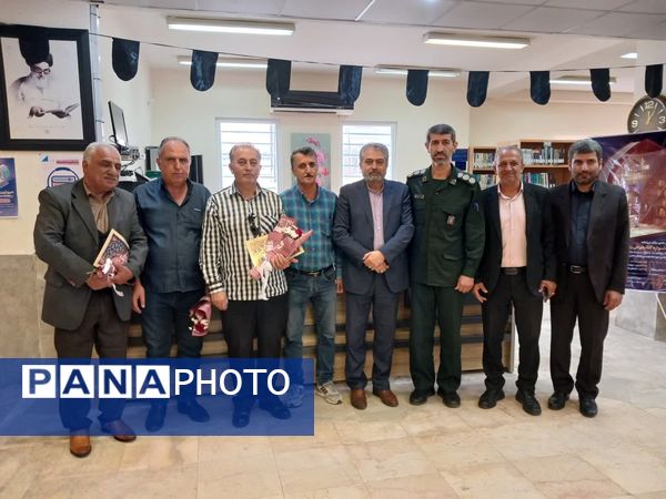تقدیر از آزادگان کتاب خوان عباس آباد