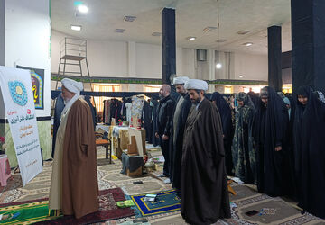 آیین معنوی اعتکاف دانش‌آموزی دختران در مسجد الزهرا(س) کرمانشاه