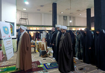 آیین معنوی اعتکاف دانش‌آموزی دختران در مسجد الزهرا(س) کرمانشاه