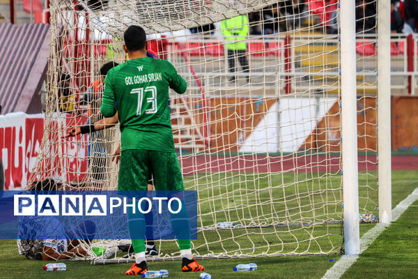 بازی جام حذفی تراکتور و  گل‌گهر سیرجان