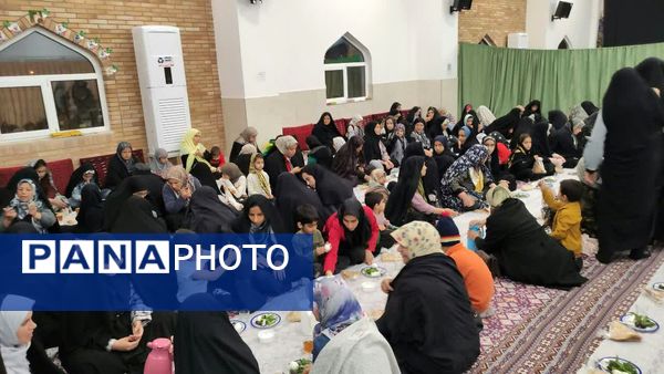 جز خوانی قرآن به همراه افطاری در مسجد خاتم النبیین بیرجند