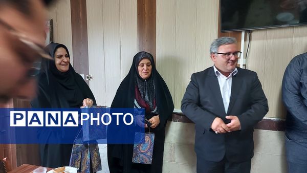 تقدیر از دانش‌آموزان خبرنگار‌ فعال خبرگزاری پانا زنجان