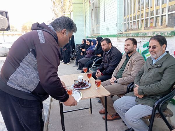بزرگداشت هفته بسیج در دبیرستان حاج تقی نجفی نیشابور 