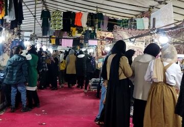 مردم شهرستان لردگان به استقبال نوروز رفتند