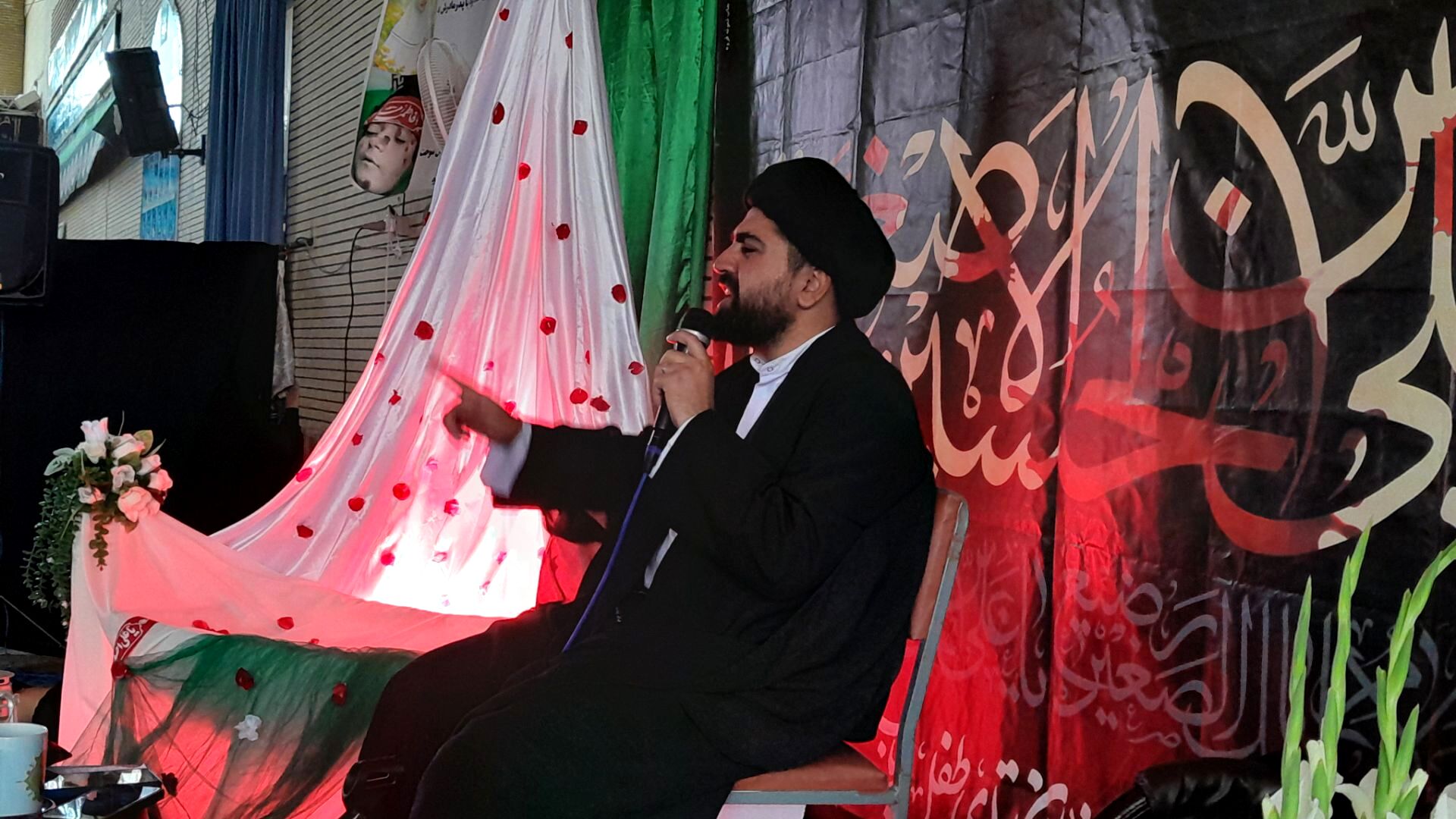 مراسم باشکوه شیرخوارگان حسینی در مسجد جامع درگزین