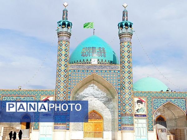 کاشمر در برگریزان پاییز