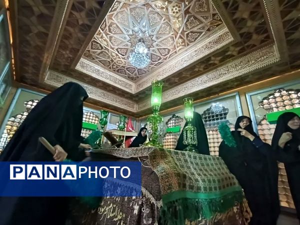 مراسم غبار روبی و زیارت ضریح مطهر سلطانعلی ابن امام محمد باقر (ع) در کربلای ایران 