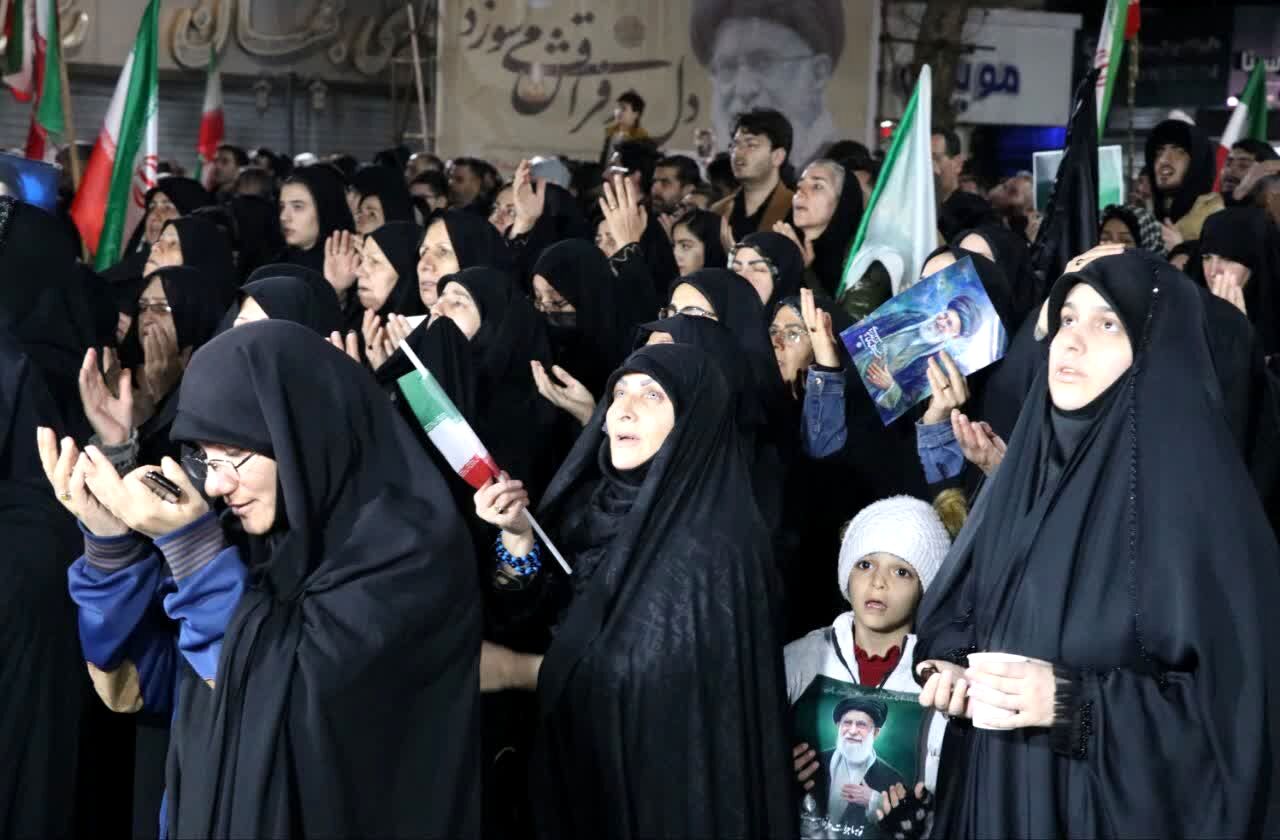 حماسه دیگر مردم نظرآباد در پی شهادت رهبر شهید و بیعت با سومین رهبر انقلاب اسلامی 