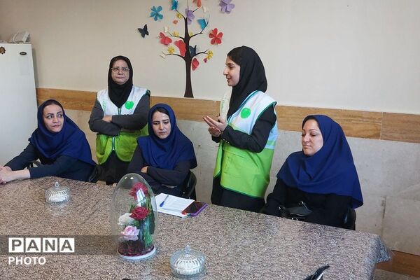 آیین بازگشایی مدارس در دبستان بنی‌هاشمی