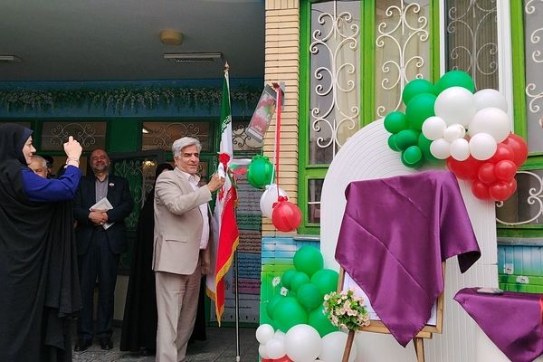  طنین زنگ انقلاب در مدرسه «طوبی» ناحیه ۶ مشهد