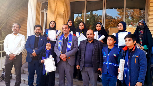 آئین تجلیل از خبرنگاران منتخب پانا ناحیه ۴ اصفهان 