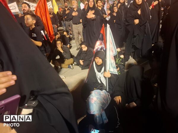 وداع با آقای شهید ایران