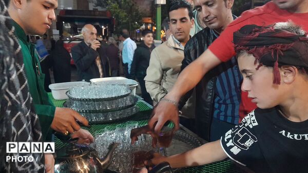  قاب پانا میزبان چایخانه های حسینه امام خمینی (ره)