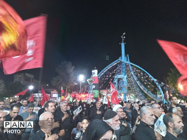  میدان بیعت دانش‌آموزان با سیدالشهدای انقلاب
